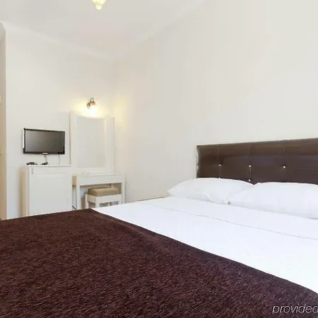 Otel Gulet 3*